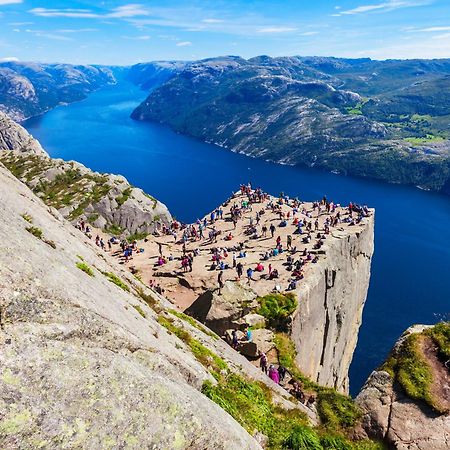 Experience A Cozy Getaway Near Pulpit Rock-A Unit Daire Jørpeland Dış mekan fotoğraf